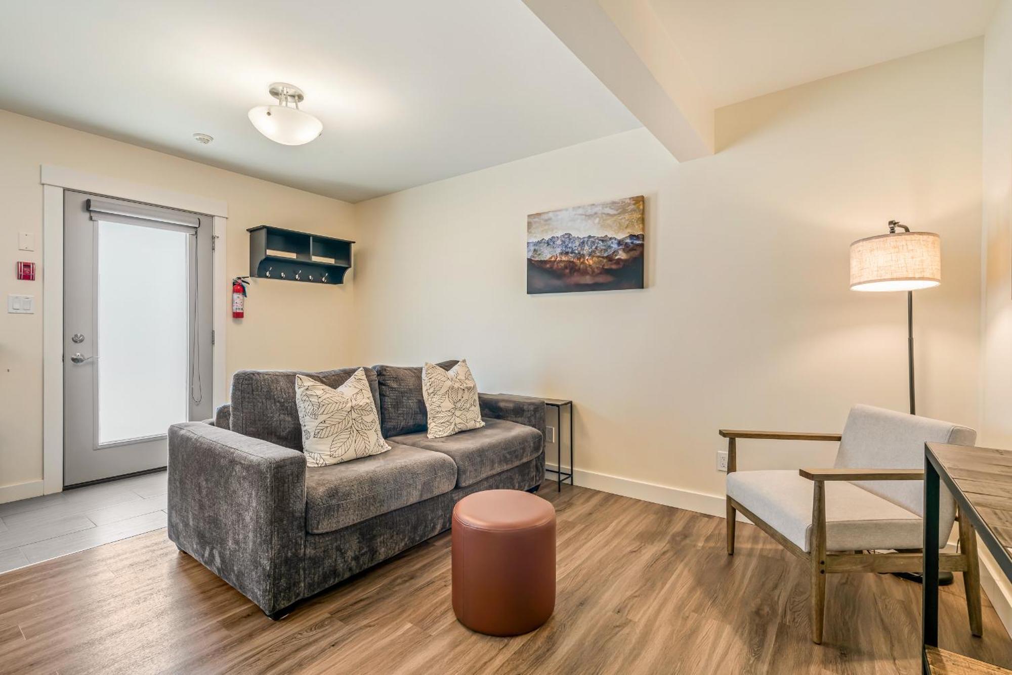 Stirling All Suites Hotel Nelson Bagian luar foto
