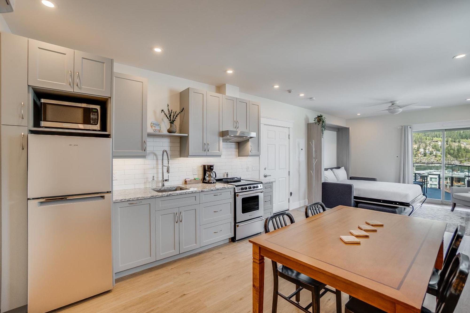 Stirling All Suites Hotel Nelson Bagian luar foto